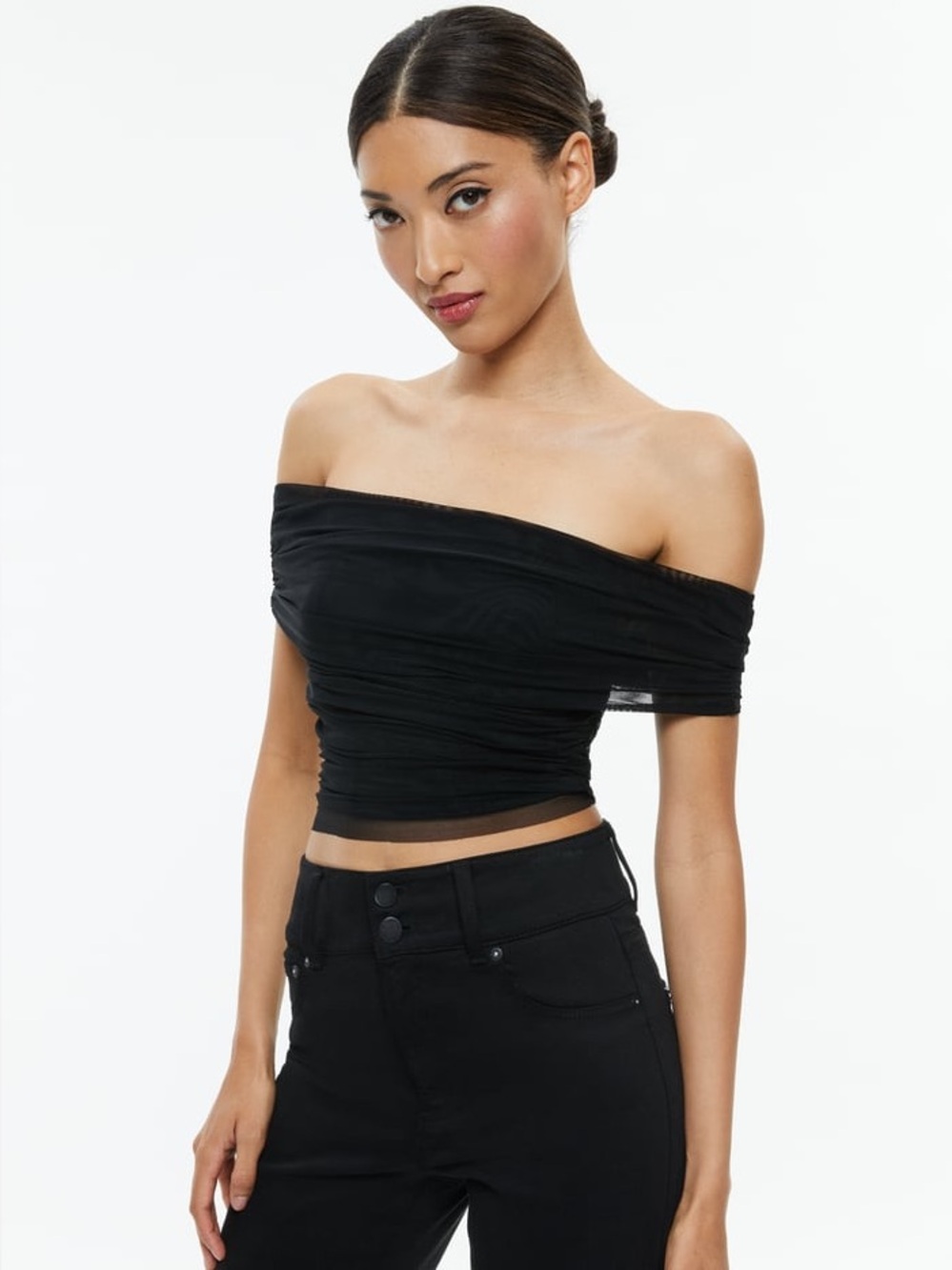 Alice + Olivia Black Off-Shoulder Short Sleeve Crop Top